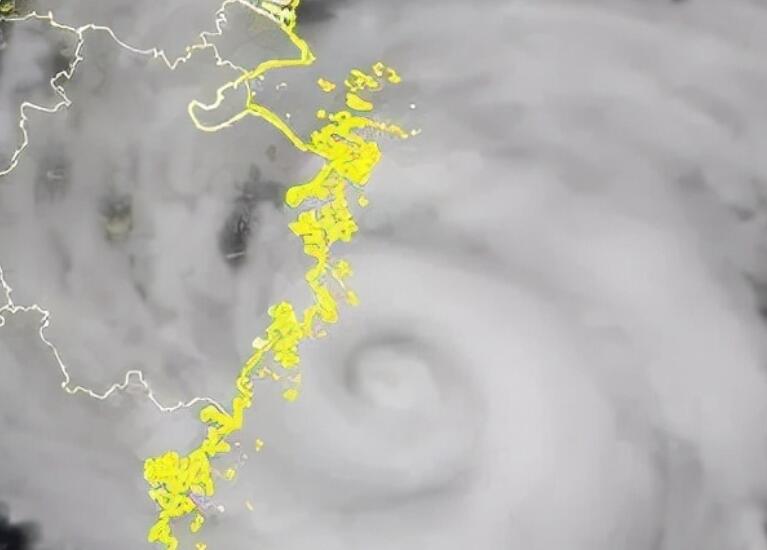 表达台风来袭的说说文案