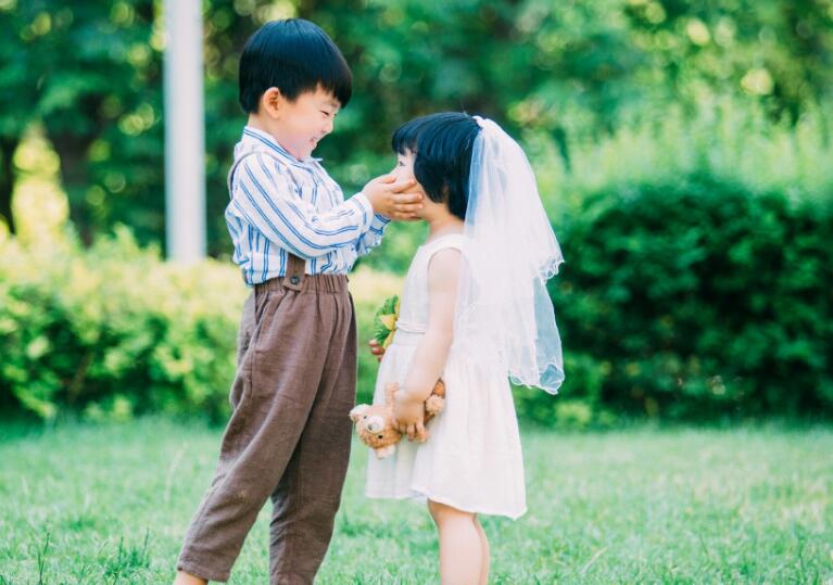 形容兄妹情深的句子文案