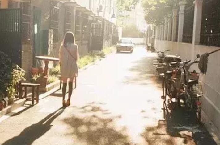 没用造句子文案简单的句子文案