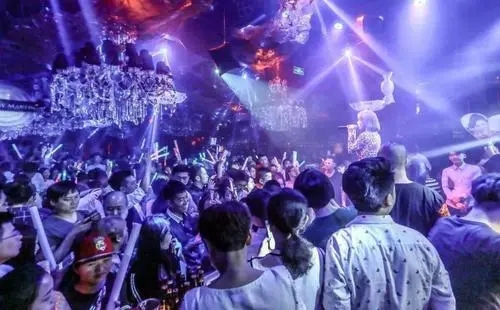 适合在ktv发朋友圈的说说文案