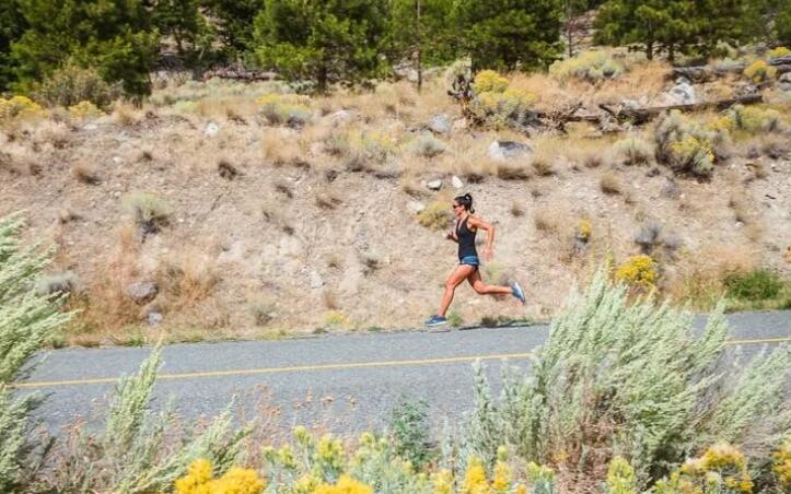 女人跑步的唯美句子文案
