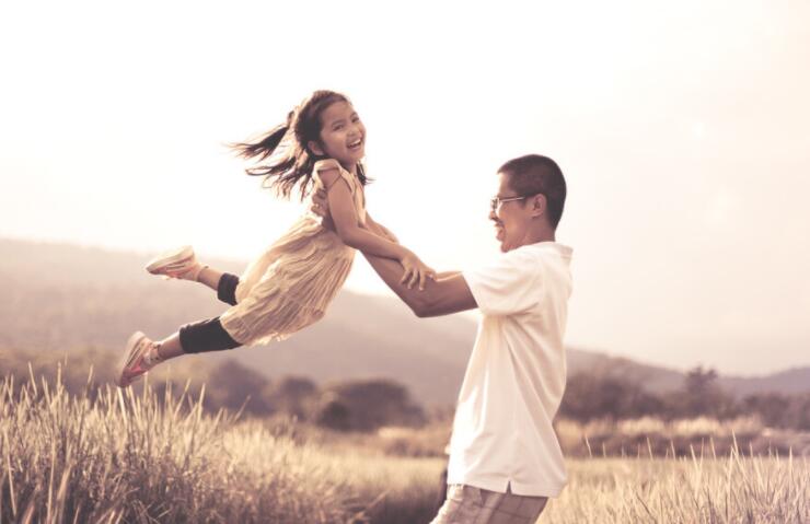 父爱如山的经典句子文案