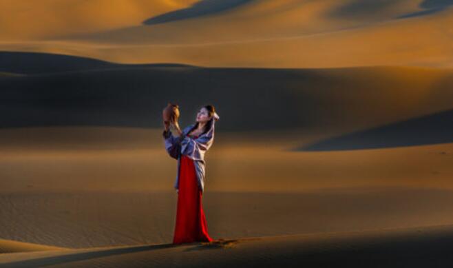 形容楼兰的句子文案