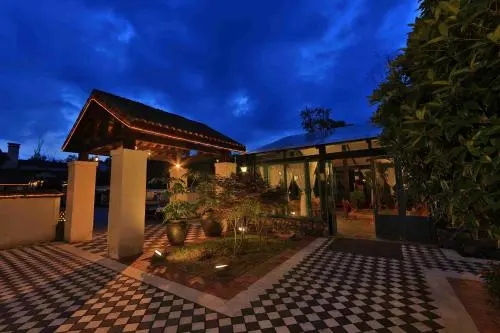 形容酒店环境优美的诗句文案