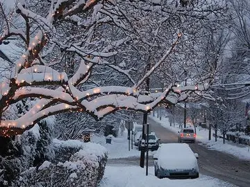 描写冬天下雪的景色的句子文案