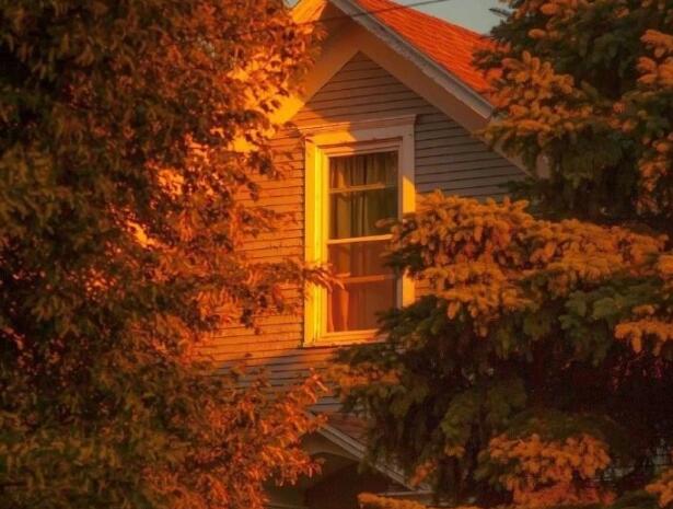 80后不敢说累的句子文案