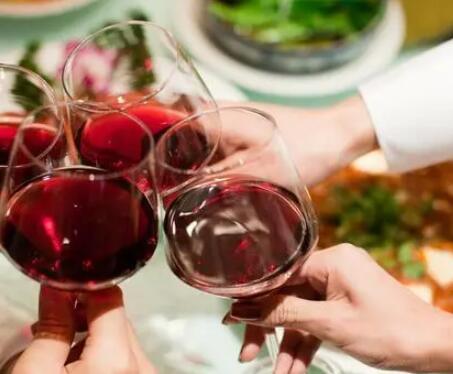 聚餐的句子文案的经典语句