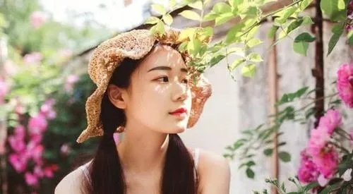 关于女人难得朋友圈句子文案