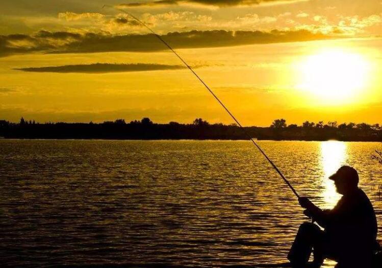 钓鱼适合发朋友圈的话