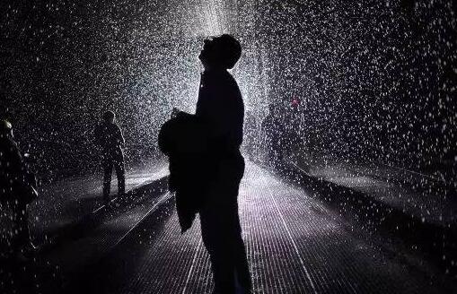 讨厌自己的伤感语录文案