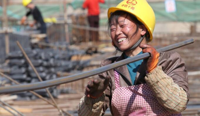 工地的生活很辛苦说说文案