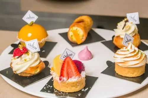 发一个吃甜品的说说文案