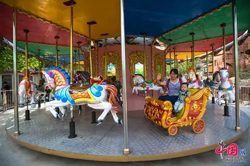 宝宝第一次坐旋转木马说说文案