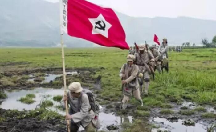 关于红心向党的诗句文案