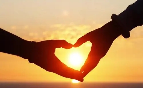 爱情受伤的名句文案