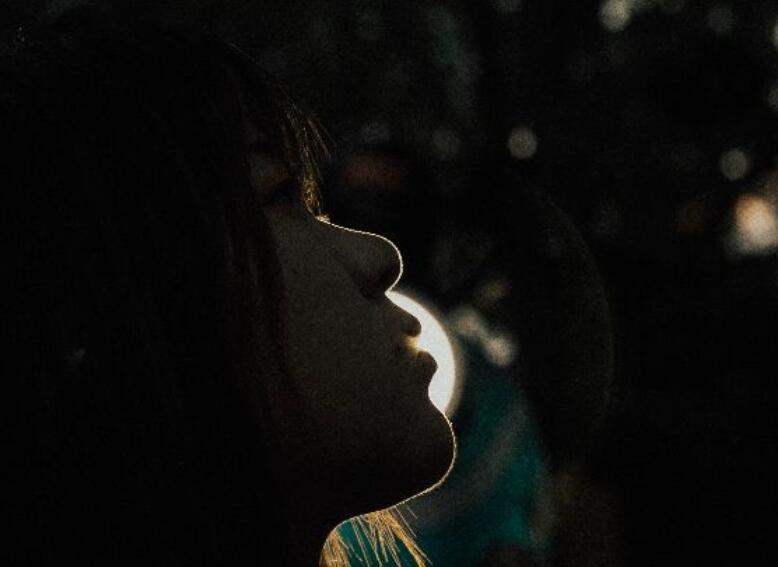 拍照发朋友圈的短句