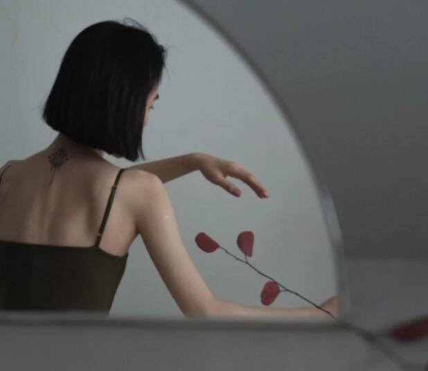 喜欢安静独处的句子文案