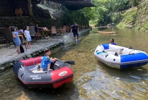 形容孩子玩水的句子文案