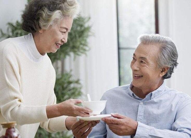 夫妻相互陪伴的经典话