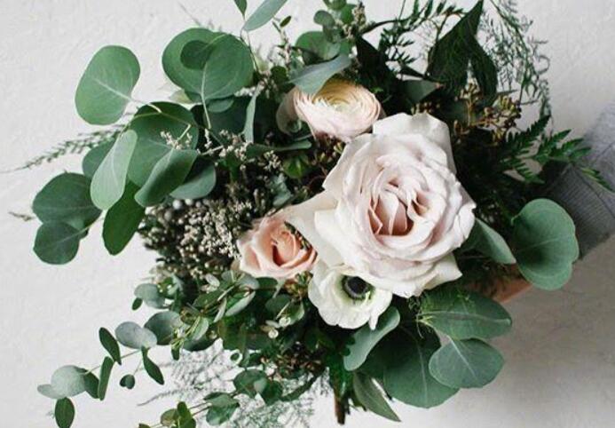 女人要往死里漂亮的句子文案