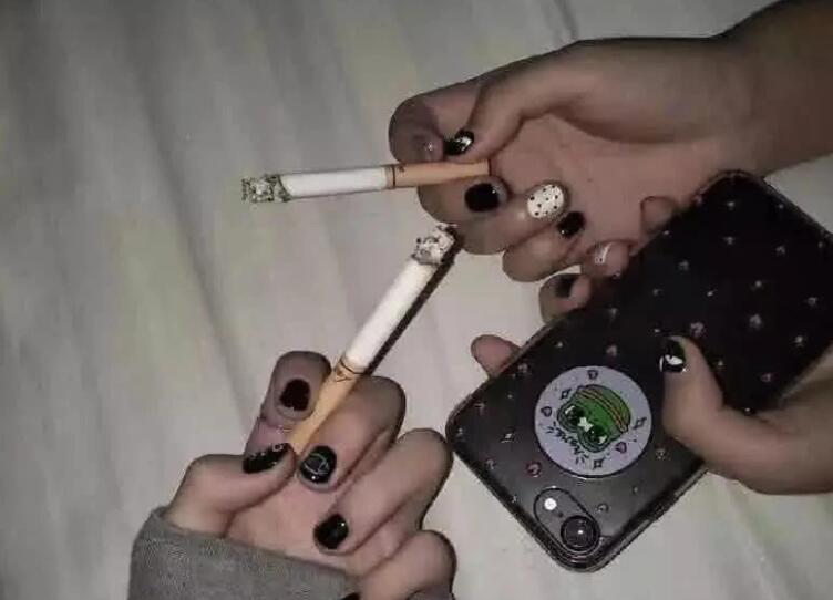 最爱的人结婚了的心情短语