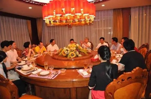 请领导吃饭邀请短信