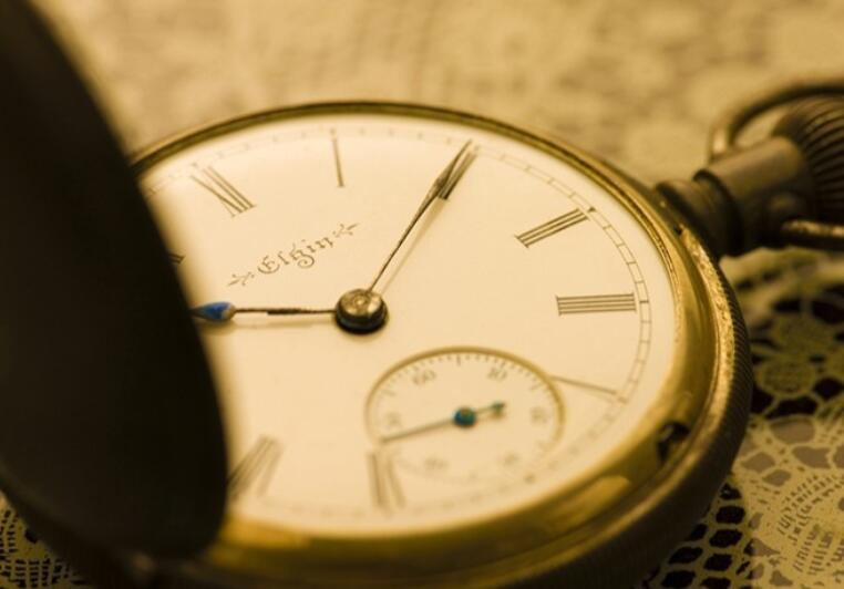 现在和以前照片的说说文案