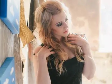 女人需要被呵护句子文案