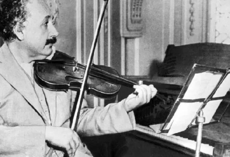 关于音乐的经典句子文案