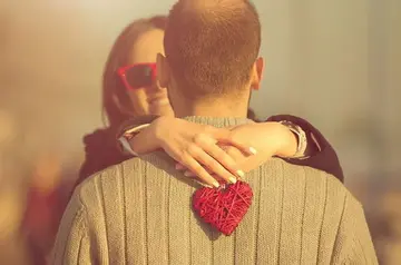 朋友圈拼命挣钱的说说文案