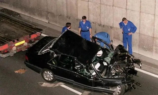 安慰车祸的简短的话