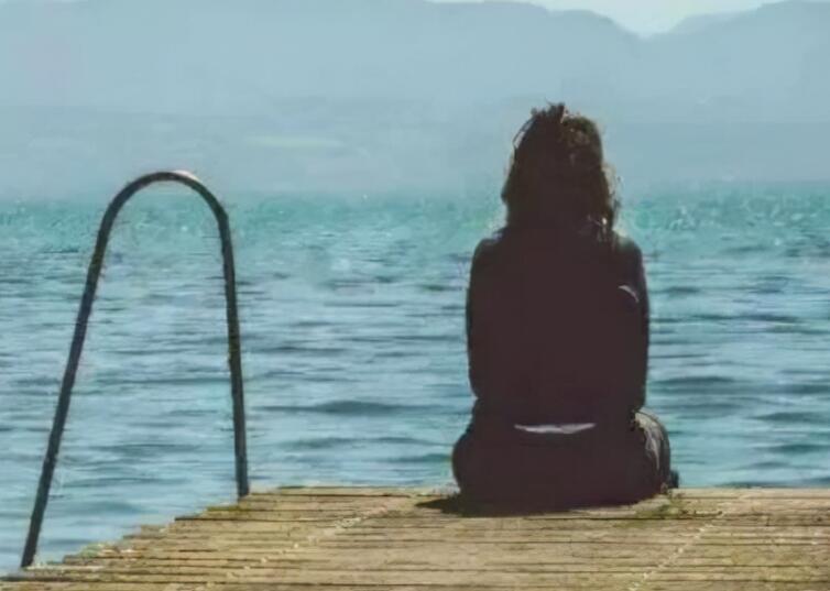 女人早安励志语录文案图片