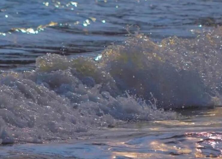 海边配文字经典句子文案