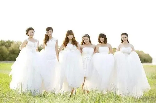 姐妹留言短句八个字