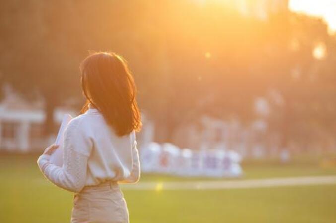 描写青春的经典诗词