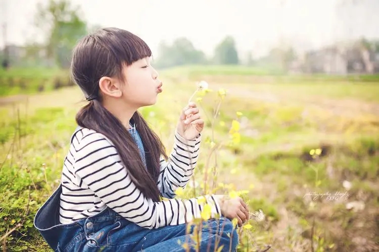 给小侄女的暖心句子文案