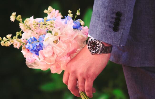 朋友圈暗示喜欢一个人