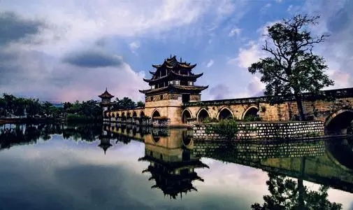 描写古建筑沧桑的句子文案