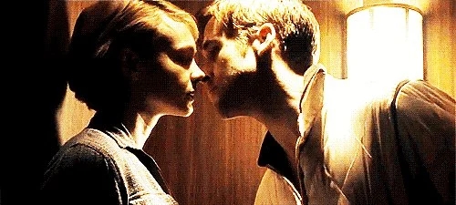 男欢女爱的语录文案