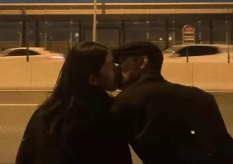 最新撩人的情话文案短句