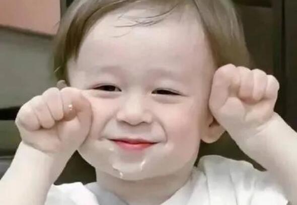 宝妈带孩子说说文案正能量