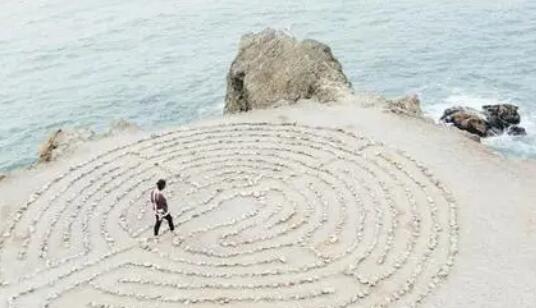 现实人心不足的经典话