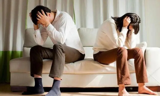 感情不堪一击的短句