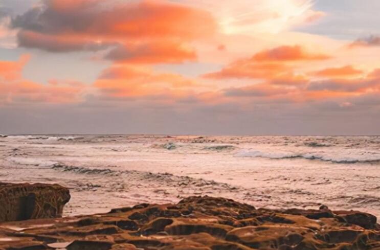 深夜感慨励志名句文案