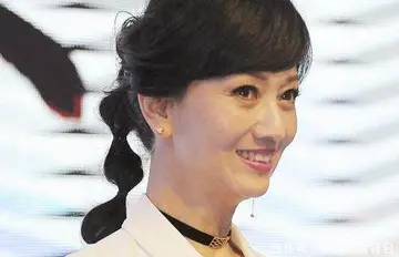 夸赞女人贤良淑德的诗