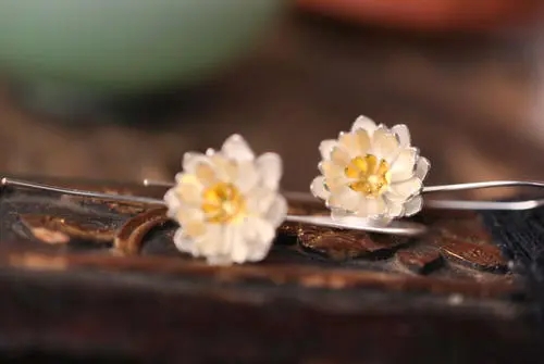 关于耳饰的唯美句子文案