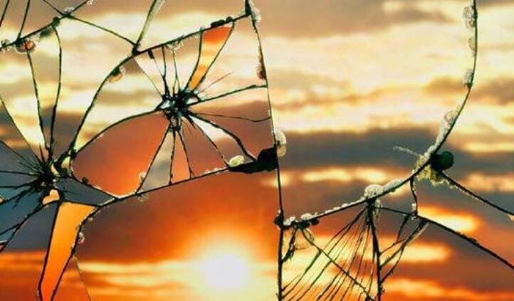 人生无奈到心痛句子文案