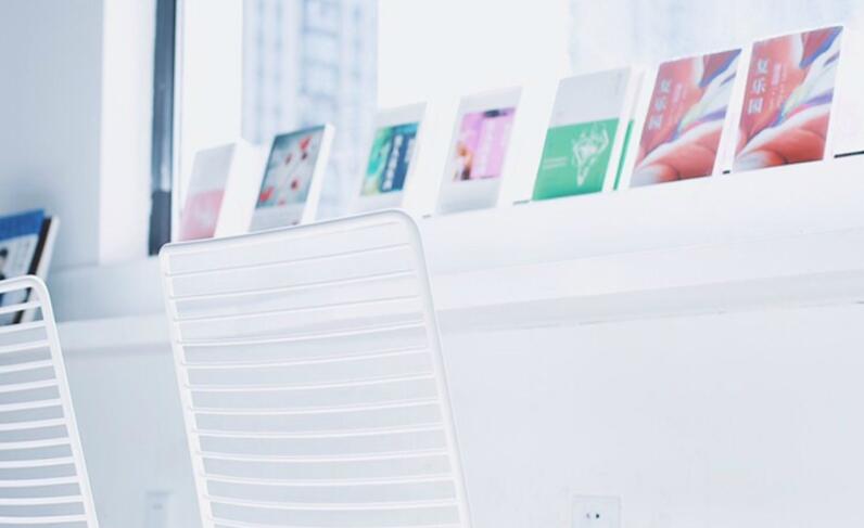 顶着烈日干活的句子文案