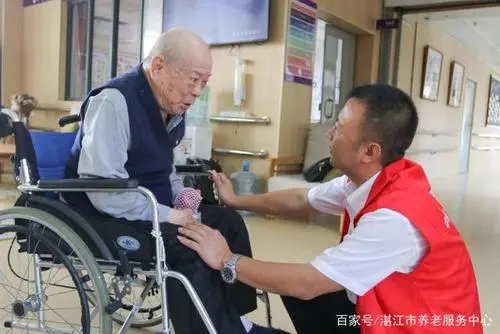 多陪陪老人经典语录文案