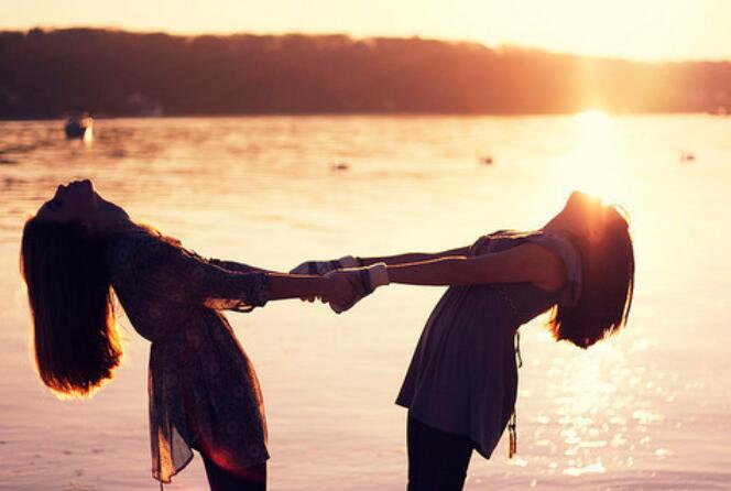 形容友情深厚的句子文案